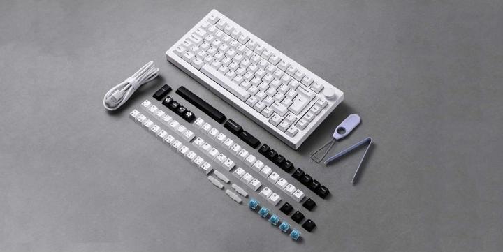 Actual product image Akko 5075B Plus (DE, Wireless, Cable)
