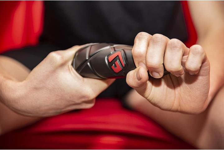 Produktbild G-Form Pro-S Blade CE Schienbeinschoner Herren (S)