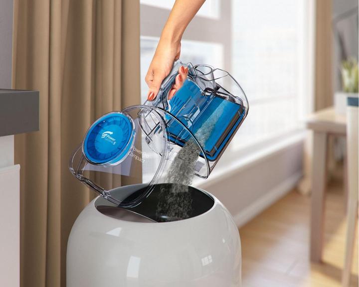 Actual product image Philips PowerPro Compact 3000 series