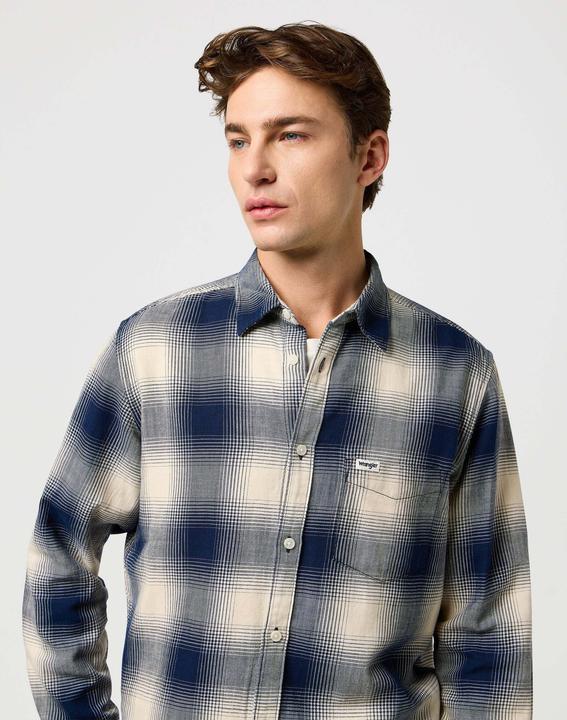 Actual product image Wrangler Langarmhemd 1 Pkt Indigo Shirt (XL)