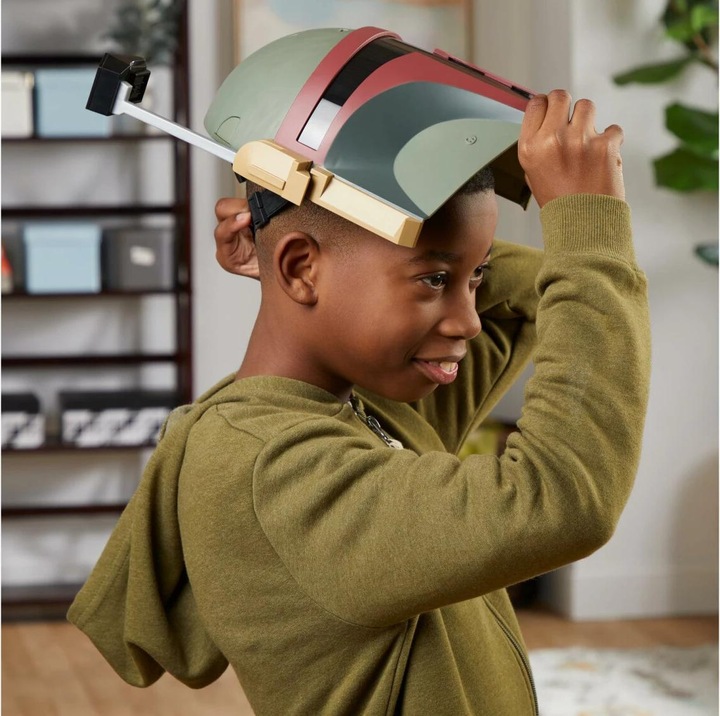 Immagine prodotto Hasbro Maschera elettronica di Boba Fett, costume di Star Wars per bambini, giocattoli di Star Wars per
