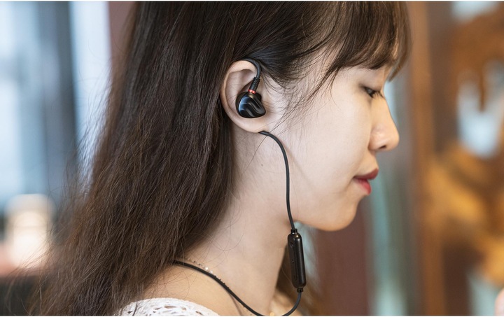 Actual product image FiiO LC-BT1 (8 h, Cable)