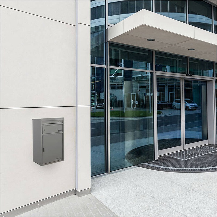Actual product image SafePost 45 Letterbox with parcel compartment anthracite