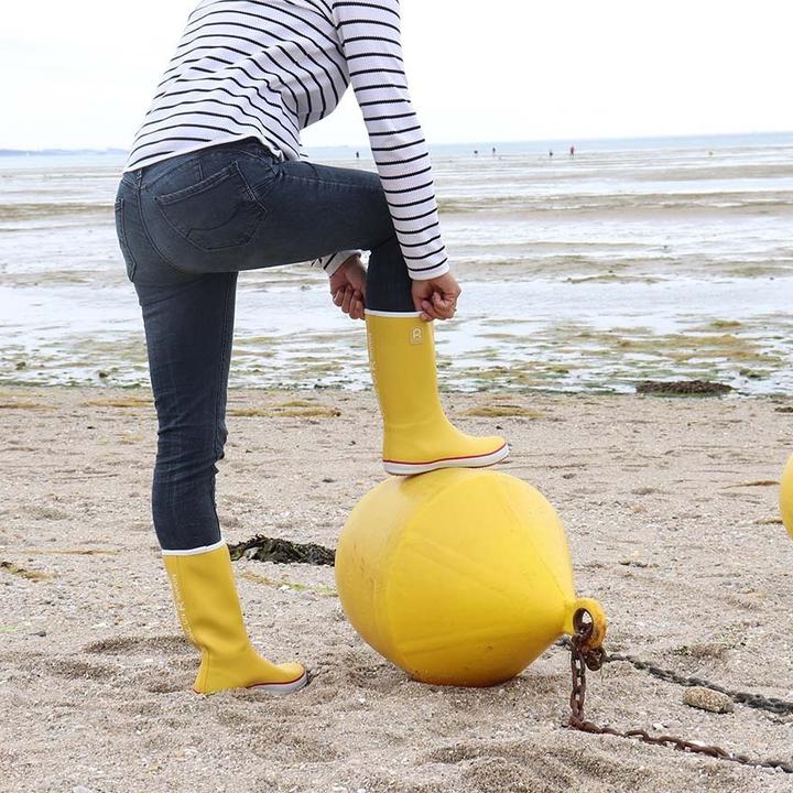 Actual product image Rouchette 's rain boots cap (40)
