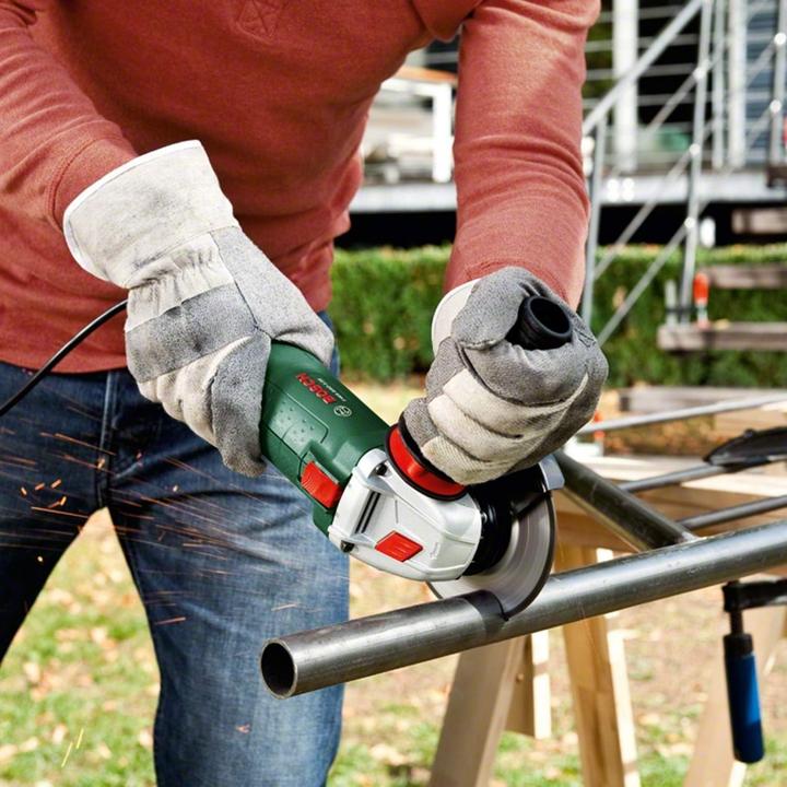 Actual product image Bosch Home & Garden PWS 850-125 + Haakse slijpmachine SystemBox - 850 W - Incl. antivibratiehandgreep, diamantdoorslijps (125 mm)