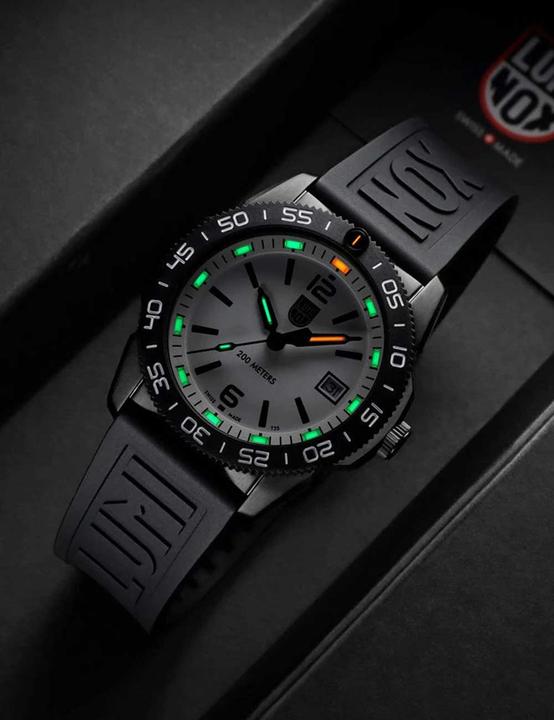 Image du produit Luminox PACIFIC DIVER 3120M SERIES (Montre de plongée, 39 mm)
