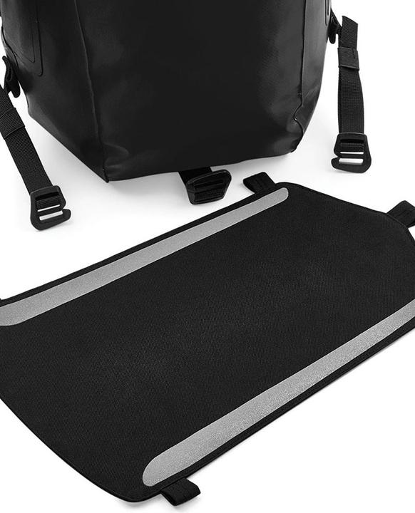 Actual product image Quadral Submerge 25 litre waterproof backpack (25 l)
