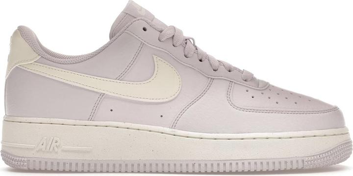 Image du produit Nike Air Force 1 Low '07 SE Next Nature Barely Grape (41)