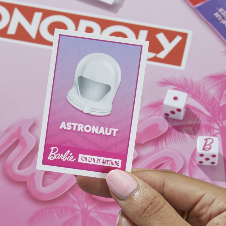 Actual product image Hasbro Gaming Monopoly Barbie Edition (Italian)