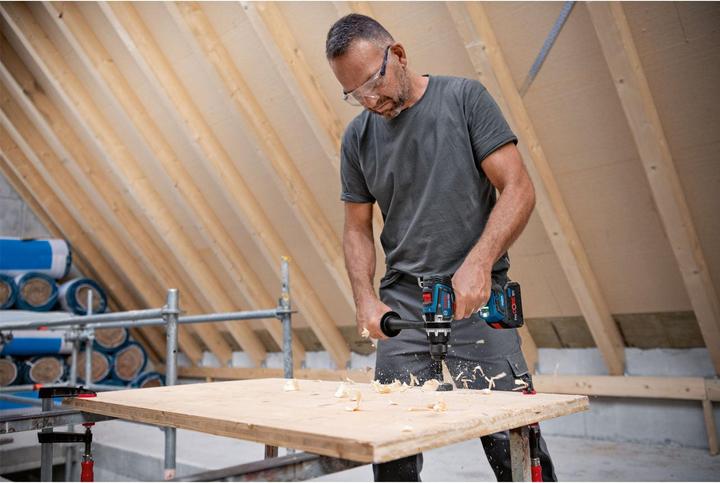 Actual product image Bosch Professional GSR 18V-150 C