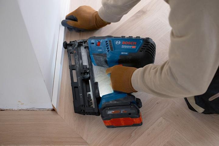 Image du produit Bosch Professional Cloueur à bois sans fil BOSC