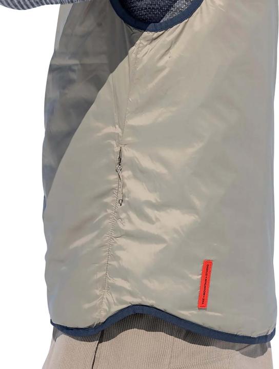 Actual product image The Mountain Studio Reversible Light (L)