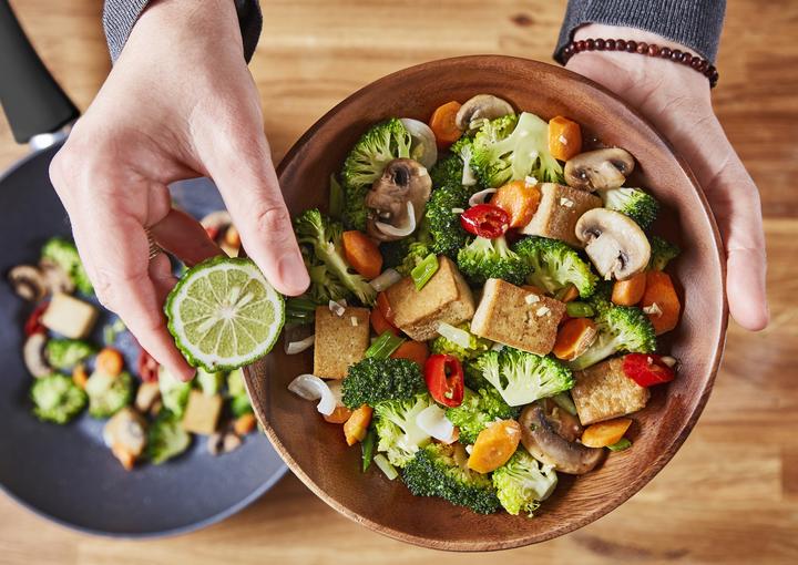 Actual product image Tefal Healthy Chef G1501923 Pfanne Wok-/Bratpfanne (Frying pan, Wok, Aluminium, 28 x 10.50 cm)