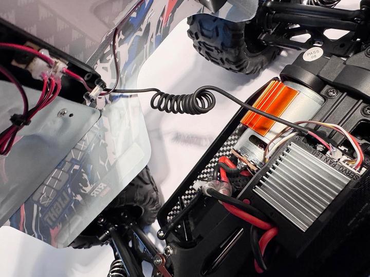 Image du produit DF-Models DF06 Light Truck 1:14 RTR (RTR Prêt à fonctionner)