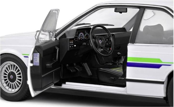 Image du produit Solido 1:18 Alpina B7 Turbo (E24) 1984 argentée