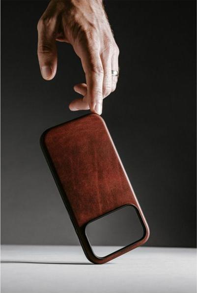 Produktbild Nomad Modern Leather Case (Apple iPhone 17 Pro)