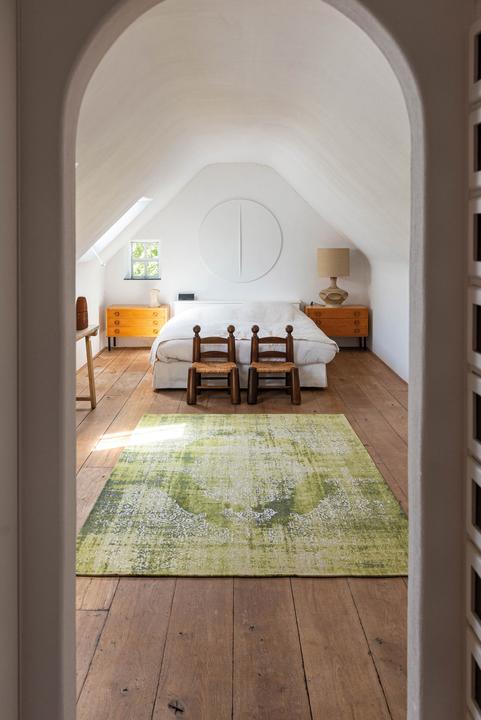 Actual product image Louis de Poortere Fading World Kirman (280 x 390 cm)