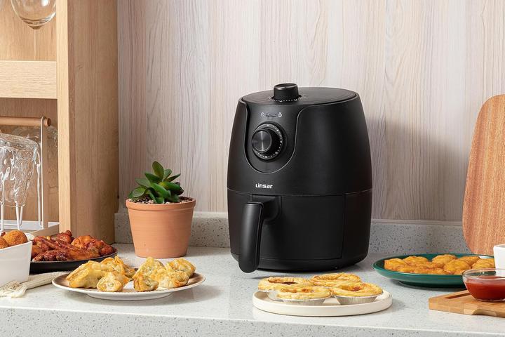Linsar Kompakte Heissluftfritteuse 1,8L mit Timer & Warmhaltefunktion
