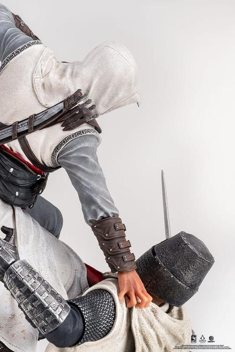 Actual product image Pure Arts Assassin's Creed Statue 1/6 Hunt for the Nine Scale Diorama 44 cm