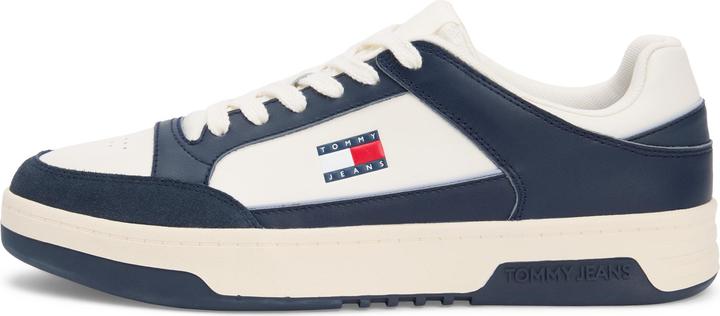 Bianco, Ecru, Notte scura della Marina