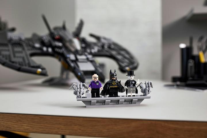 Actual product image LEGO 1989 Batwing (76161, LEGO DC, LEGO Rare Sets)