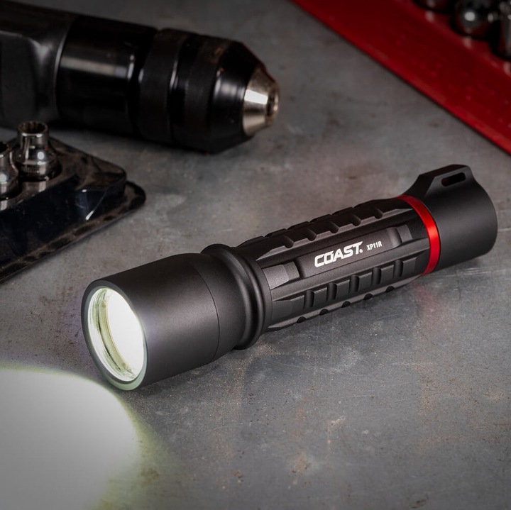 Actual product image Coast XP11R Rechargeable Flashlight, 2100 Lumen - Vending Pack (15.80 cm, 2100 lm)