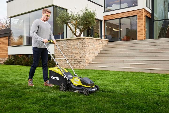 Actual product image Ryobi RY18LM37A-140 (Battery chain saw)