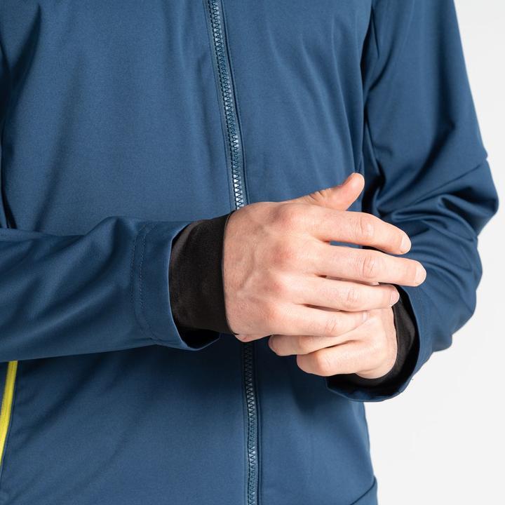 Actual product image Dare2b Mountaineer softshell (L)
