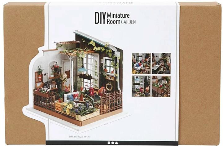 Actual product image Creativ Company DIY Miniature Room