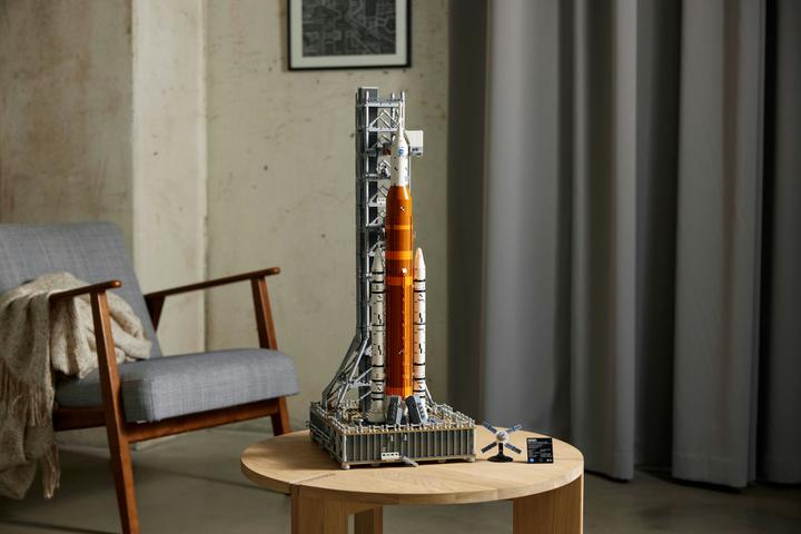 Productafbeelding LEGO NASA Artemis lanceerplatform (10341, LEGO Icons, LEGO Zeldzame Sets)