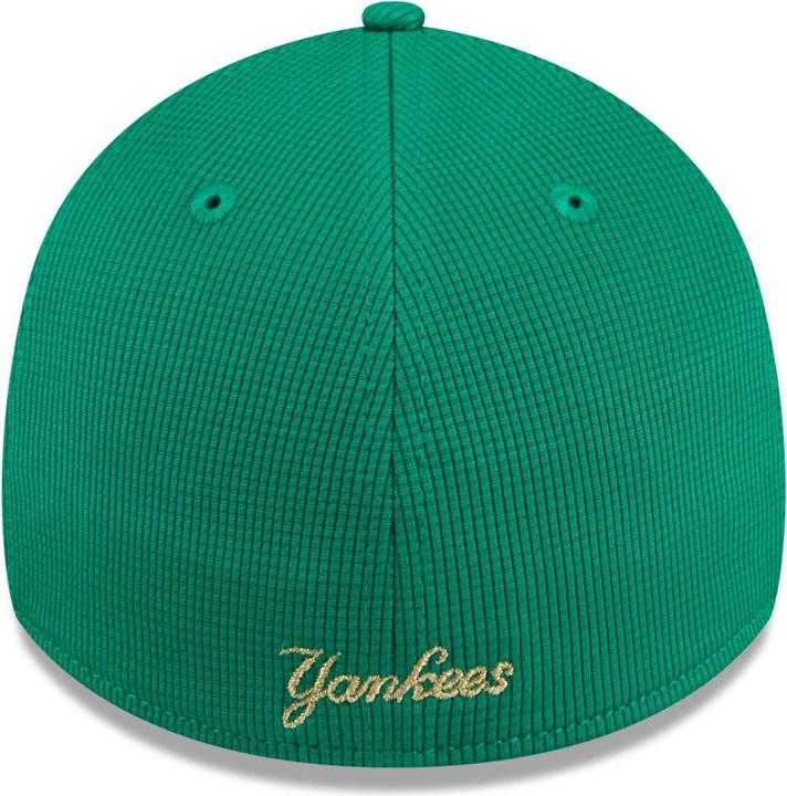 Actual product image New Era 39Thirty Cap - Saint Patrick's Day New York Yankees - (S, M)