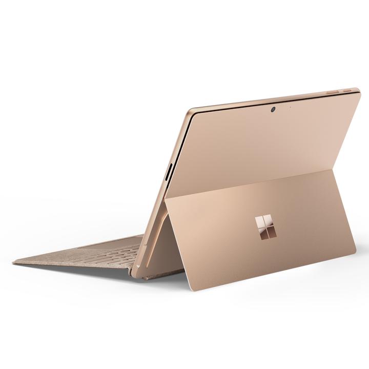 Produktbild Microsoft Surface Pro – Copilot+ PC (mit Netzteil) – 11. Edition (13", Snapdragon X Plus X1P-64-100, 16 GB, 512 GB, Ohne Tastaturlayout)