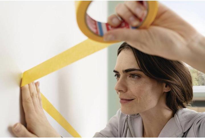 Actual product image tesa Malerkrepp Perfect+, Abdeckklebeband für präzises Abkleben im Innenbereich (30 mm)