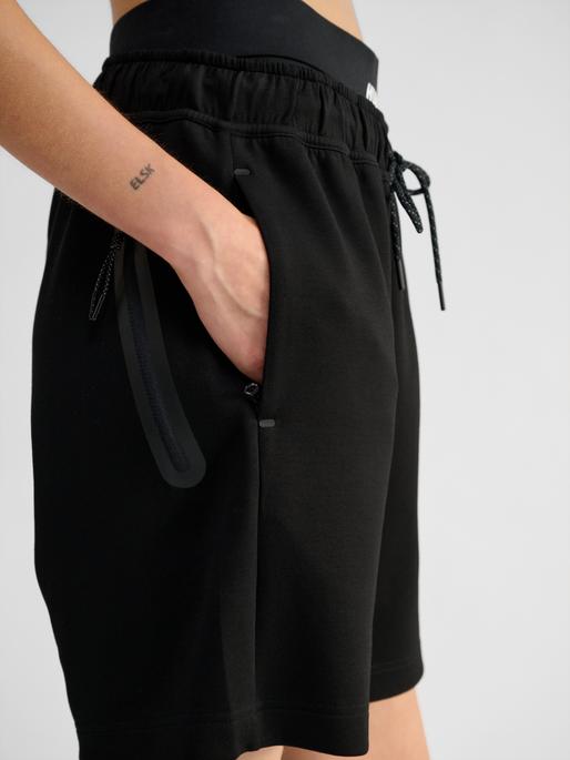 Image du produit hummel hmlTECH FLEECE SHORTS (XXL)