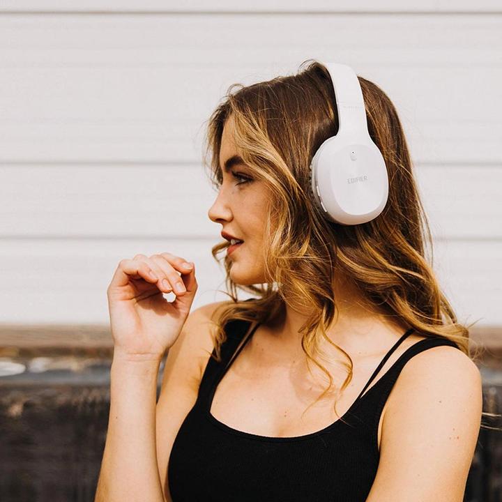 Actual product image Edifier W800BT Plus wireless headphones, aptX (white) (NC, 55 h, Wireless)