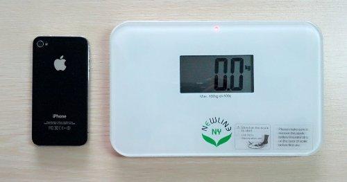 Image du produit Newline NY Reise-Personenwaage mit Schutzhülle (150 kg)