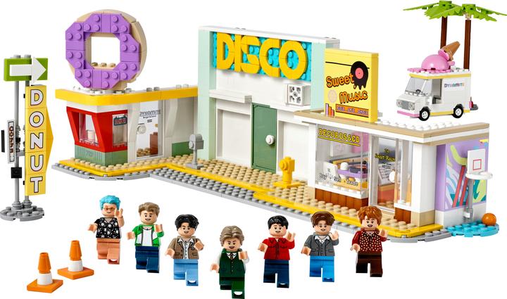 Image du produit LEGO Ideas BTS Dynamite (21339, LEGO Ideas, LEGO difficiles à trouver)