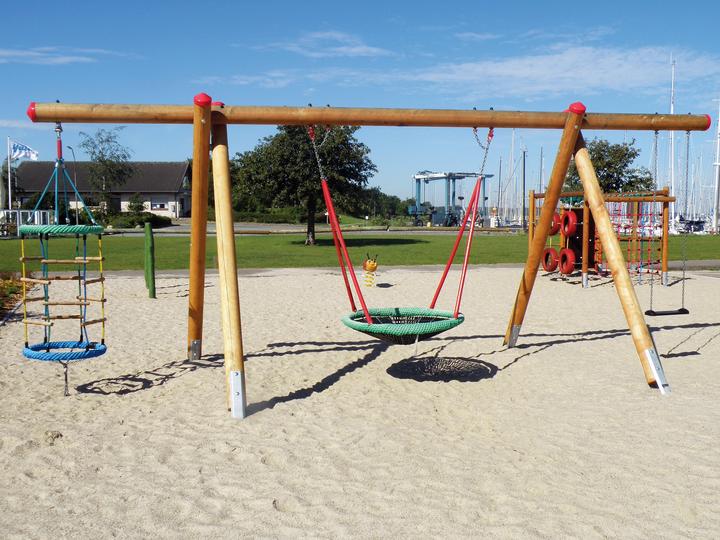 Actual product image Huck Seiltechnik Huck multi swing set made of Douglas fir