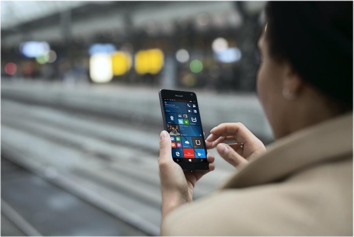 Immagine prodotto Microsoft Lumia 650 (16 GB, Nero, 5", SIM singola, 8 Mpx, 4G)