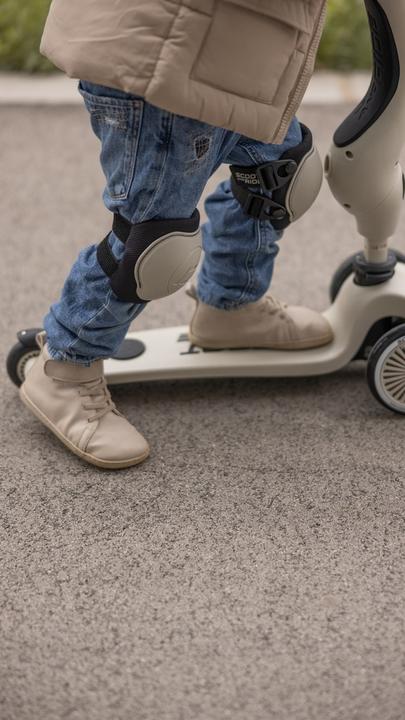 Produktbild Scoot and Ride Scoot & Ride Προστατευτικό Set Για Παιδικό Πατίνι XXS Ash 00017 (XXS, Ellbogenschoner, Knieschoner, Paar)