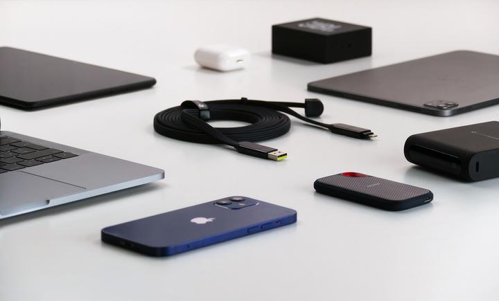 Actual product image Rolling Square inCharge XL (3 m, USB 2.0, 100 W)