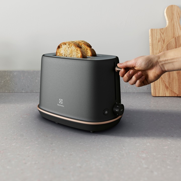 Actual product image Electrolux Explore 7