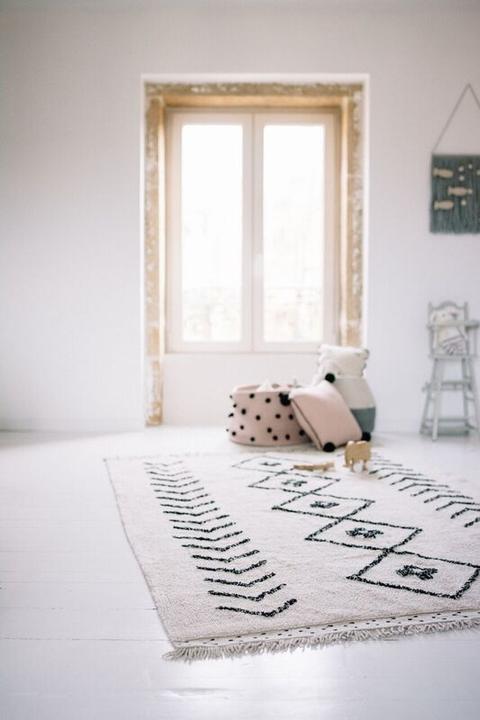 Actual product image Lorena Canals Rhombs (140 x 210 cm)