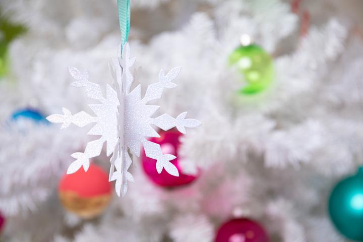 Produktbild Sizzix Bigz Stanzschablone "Ornate Snowflake" (1 Blatt)