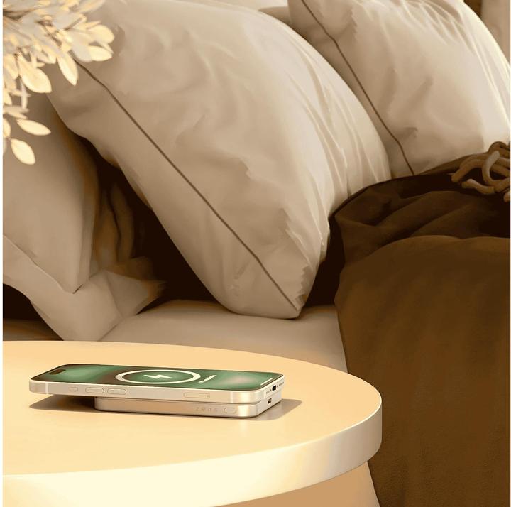Produktbild Zens Slim Qi2 Al Powerbank 5000mAh White (5000 mAh, 15 W, 19250 Wh)