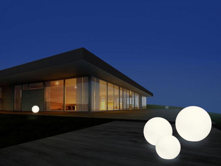 Productafbeelding 8 seasons design SOLAR Lichtgevende Bol Decoratie Lamp 50 cm, Wit (410 lm, IP44)