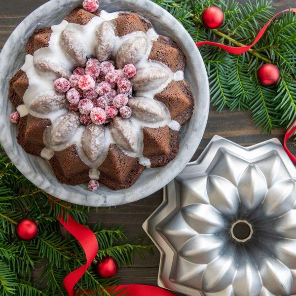 Actual product image Nordic Ware Vintage Star Bundt Pan (26.20 cm)