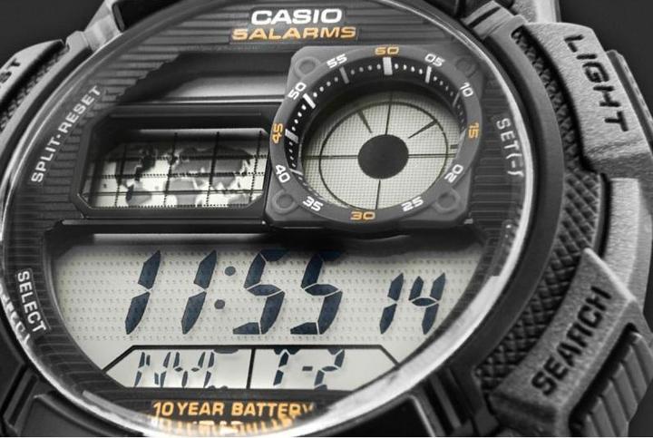 Produktbild Casio Illuminator (Digitaluhr, 44 mm)