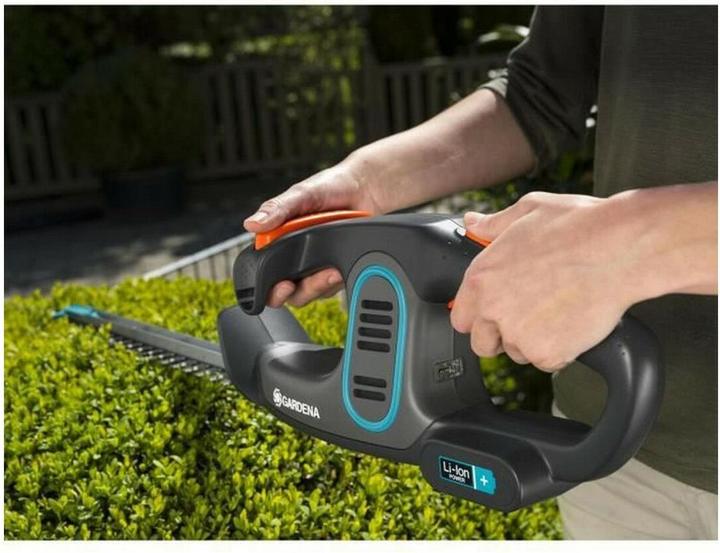 Actual product image Gardena Akku EasyCut Li (Rechargeable battery operated)