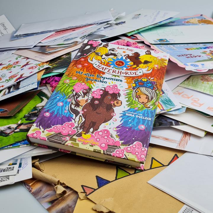 Image du produit Die Haferhorde - Mit allen Ponywassern gewaschen (Allemand, Nina Dulleck, Suza Kolb, 2022)